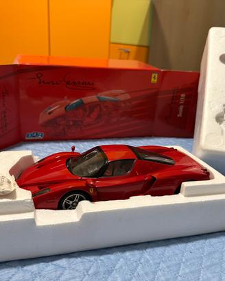 Modellino ferrari