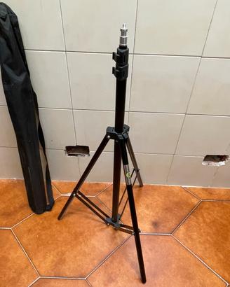 Stativi Dynasun W803 con custodia per trasporto