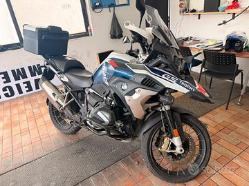 BMW GS R1250 Trophy