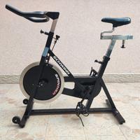 bici bike spin spinning gym fit palestra schwinn