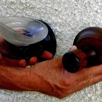 n. 2 set accessori bagno  in legno e vetro