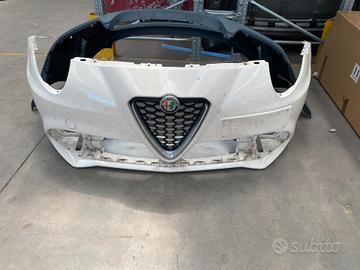PARAURTI ANTERIORE ALFAROMEO MITO