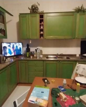 Cucina componibile compresa di elettrodomest
