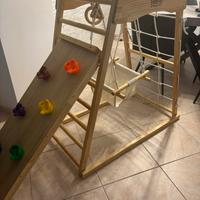 Parco giochi in legno