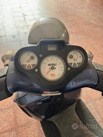 Aprila Scarabeo 300cc
