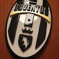 Orologio tridimensionale Juventus, laccato, 29x18