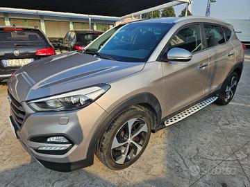 HYUNDAI Tucson 1.7 CRDi XPossible