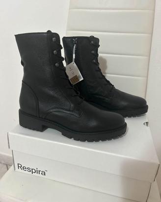 Stivaletti Geox Hoara neri stringati – Taglia 41