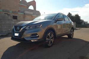  auto nissan QAshqai