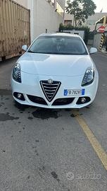 Giulietta 1.6 JTDm-2 120 CV Exclusive (88 kw)