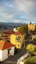 GENOVA San Cipriano 5 VANI RISTRURRURATI LUMINOSI