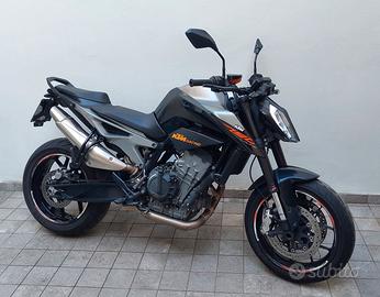 KTM DUKE 790