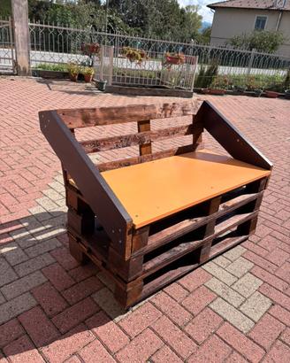 panca rustica in legno con rotelle - €150