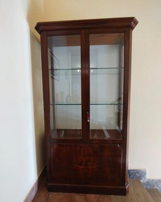 Vetrina espositiva arte povera 