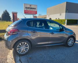 Peugeot 208 PureTech 82 5 porte Allure GPL