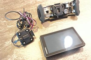 Garmin zumo xt e portanavigatore