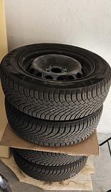 Pneumatici 175 65 r14 con Cerchi