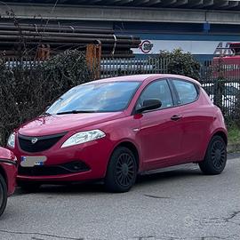 Lancia Ypsilon Eletantino