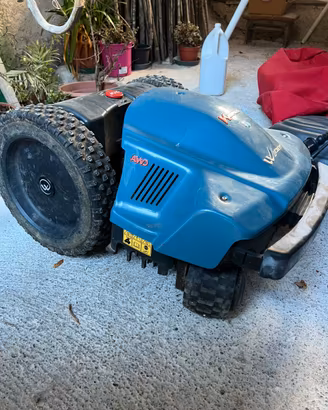 Robot rasaerba Wiper 4x4