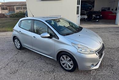 Peugeot 208 1.4 hdi activ