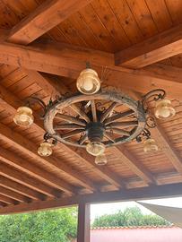 N.2 Lampadari a forma di ruota di carro originali