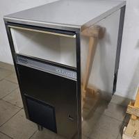 Produttore  di ghiaccio tritato  Brema GB903 A