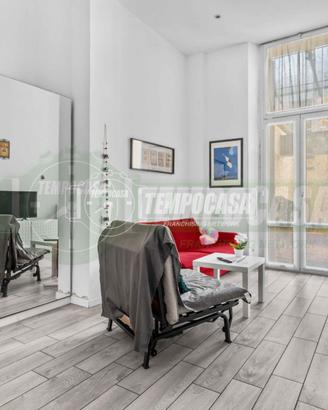 TRILOCALE RISTRUTTURATO CON CORTILE ESCLUSIVO