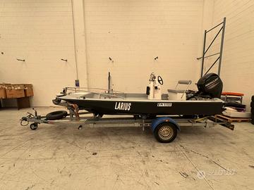 Boston whaler 15