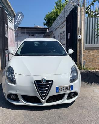 Alfa Romeo Giulietta 1.6 JTDm-2 105 CV Distinctive