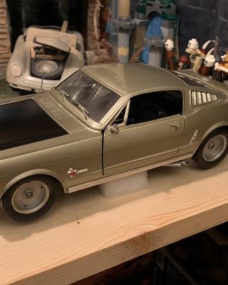 Ford Mustang Custom fastback