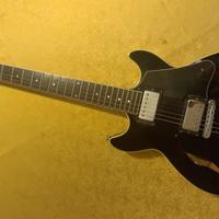 Chitarra elettrica Ibanez AM50-BK Artstar