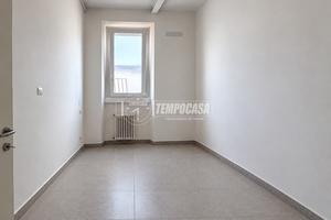 PROPONIAMO TRILOCALE NUOVO IN ZONA SEMICENTRALE A