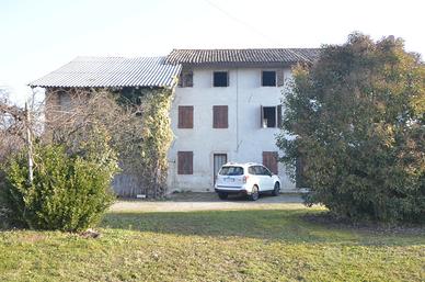 Rustico con terreno agricolo