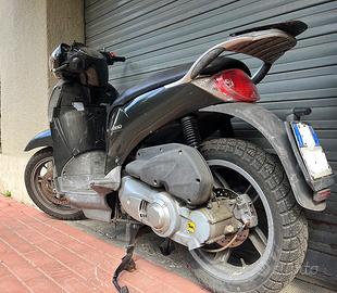 Aprilia scarabeo 200 marciante x ricambi