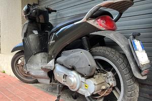 Aprilia scarabeo 200 marciante x ricambi