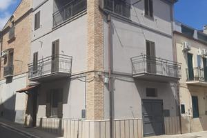 Casa pronta da abitare, a pochi km dal mare