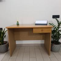 scrivania per cameretta 