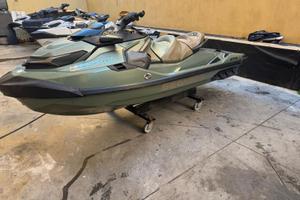 Moto d'acqua SeaDoo GTX 300 LTD 2022 15 ore audio