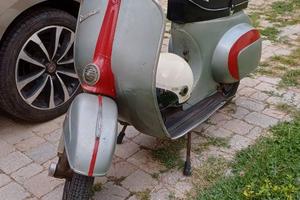 Vespa 50 L 1968 faro tondo tre marce