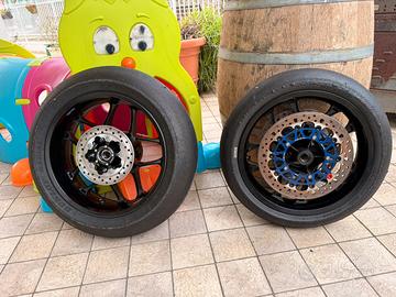 Cercji yamaha r1 2025 completi manca ruots fonica