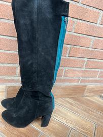 Stivali neri camoscio