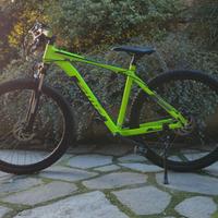Rockrider Sierra 27.5 taglia 48 – Pari al nuovo –