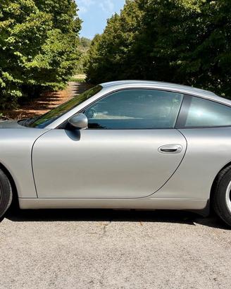 Porsche 996 - 911 Carrera cat Coupé