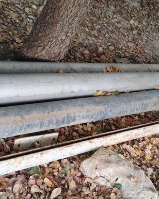 Pali in ferro da 6 e 4 metri