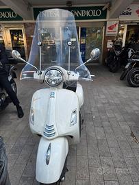 Piaggio Vespa 300 GTS abs 2019 EUROSCOOTER valuto 