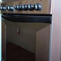 Piano cottura con forno Indesit