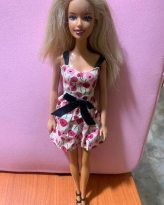Barbie originale mattel anni 2000 vestito floreale