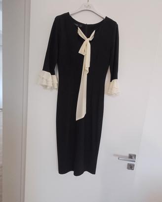 Abito a tubino con volant panna