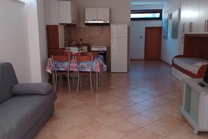 Monolocale a Passoscuro fino a metà maggio