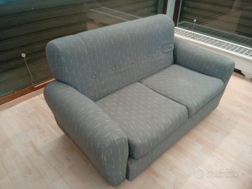 divano 2 posti